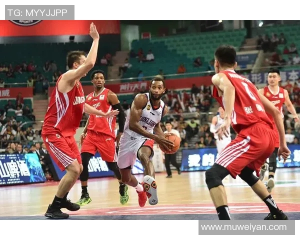 赛后分析：广州篮球队与杭州篮球队球员个人能力对比与表现总结